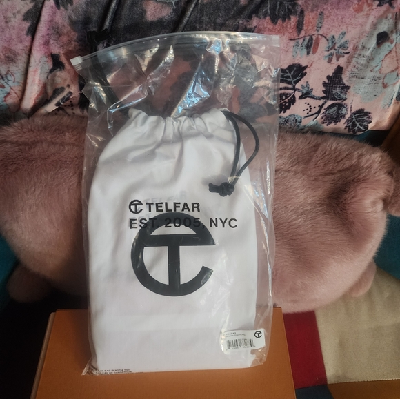 Telfar Azelea Small Shopping Bag  NWT COMMENT IF INTERESTED - Picture 6 of 8